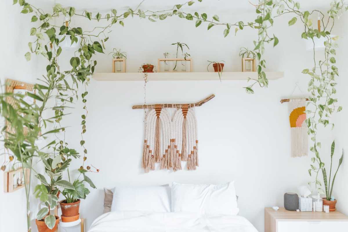 7 Simple Ways to Make Your Bedroom a Luxe Sanctuary